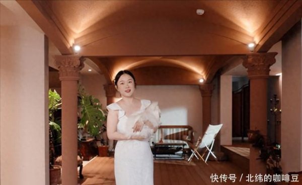 谷锦网 霍思燕的别墅，王艳的“王府世纪”，都不如张韶涵的“私人海岛”